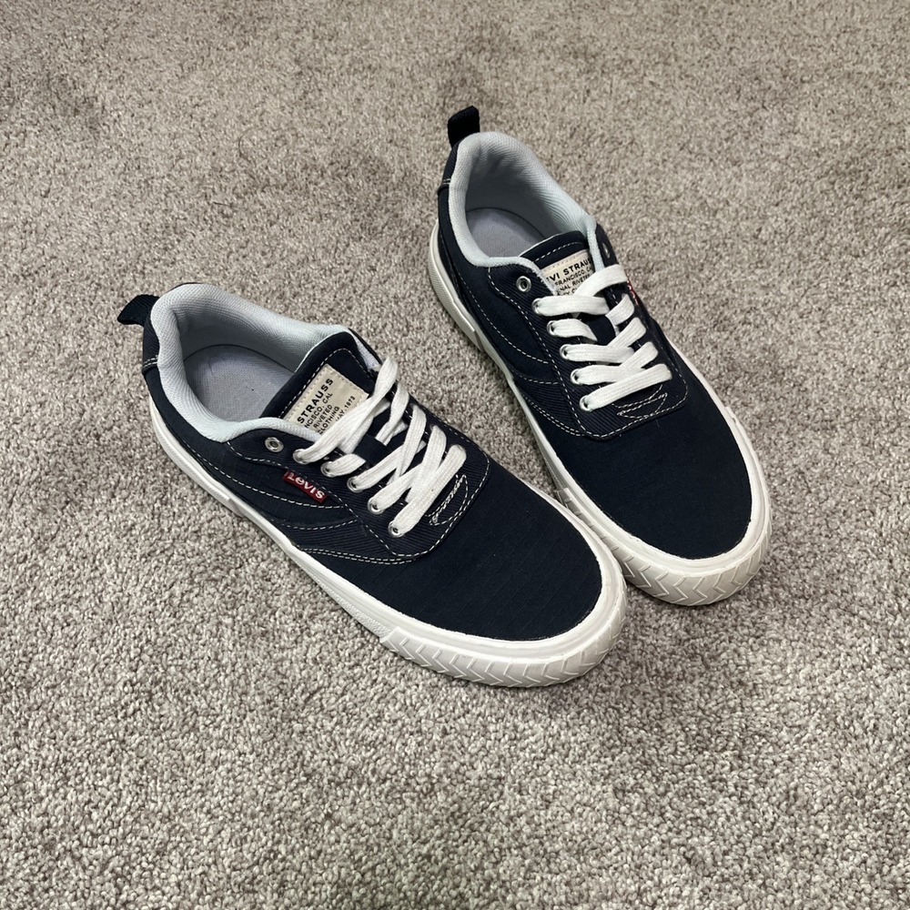 Levis Shoes Womens Naya Size 6 Blue 52053511U Sneakers Comfort Casual Denim Jean